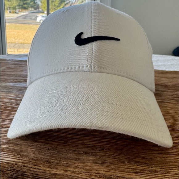 Nike Other - Nike Legacy91 Golf Hat White Black Swoosh Fitted Unisex Adult
